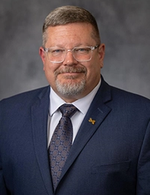 Headshot photo of Richard Arnold.